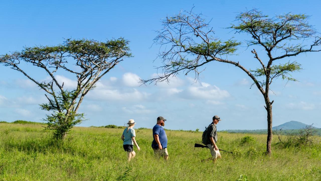 Sungulwane Private Game Lodge Hluhluwe Esterno foto