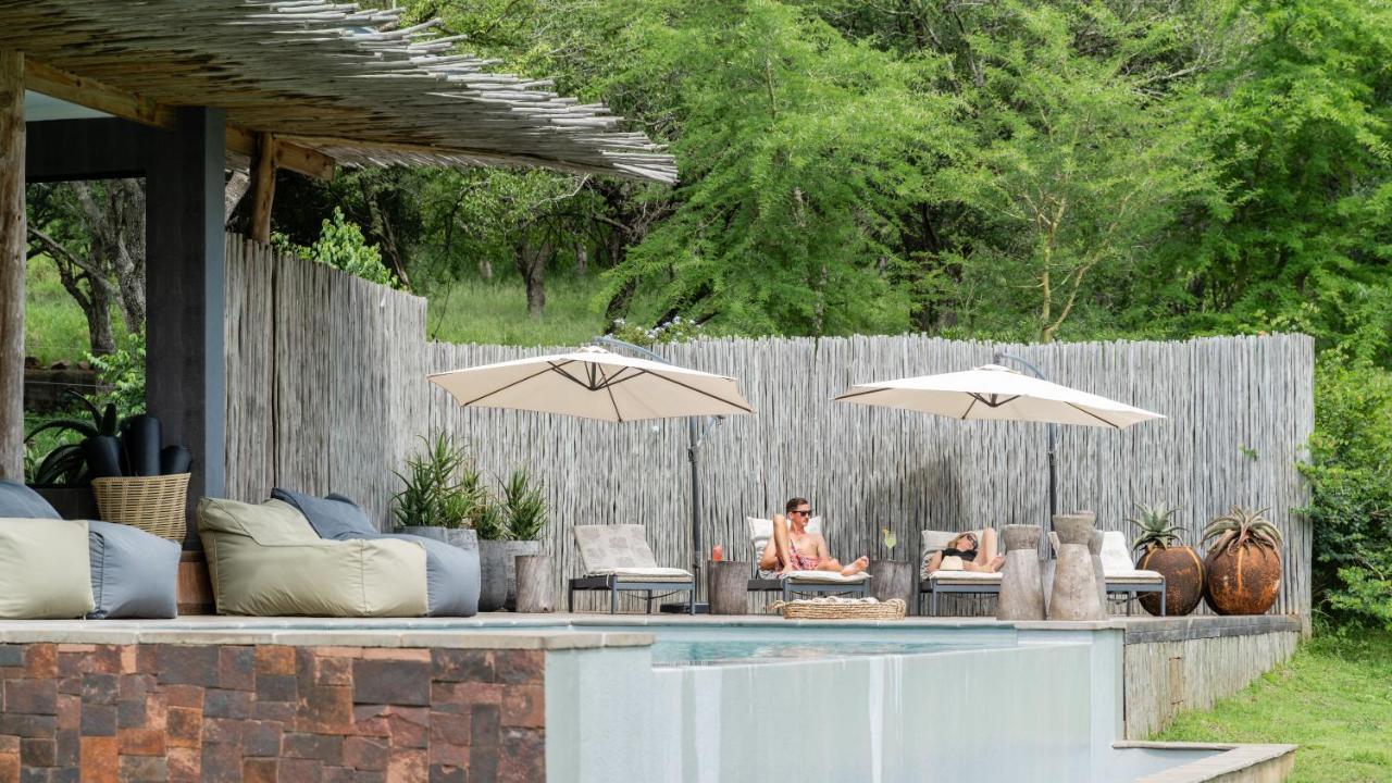 Sungulwane Private Game Lodge Hluhluwe Esterno foto